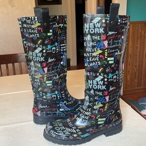 DKNY New York  Rain Boots